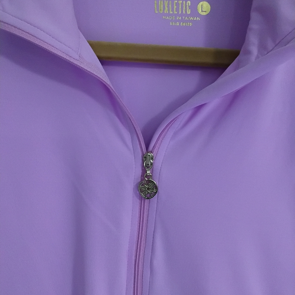 Lilly Pulitzer Luxletic Justine Pullover - Large - Picture 3 of 5